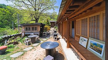 Gyeongju Seokgulam Pension