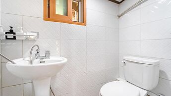 Gyeongju Seokgulam Pension