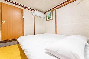 Gyeongju Seokgulam Pension