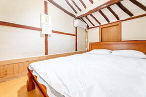 Gyeongju Seokgulam Pension