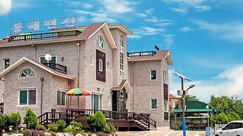 Samcheok Donghae Pension