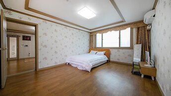 Samcheok Eoulim Pension