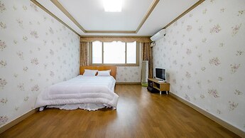 Samcheok Eoulim Pension