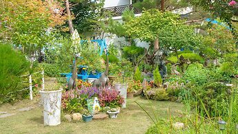 Samcheok Garden Pension