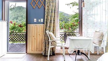 Samcheok Garden Pension