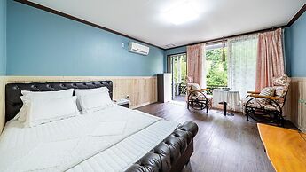 Samcheok Garden Pension