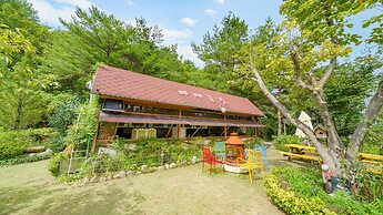 Samcheok Garden Pension