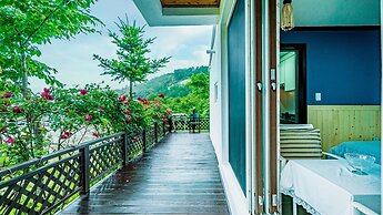 Samcheok Garden Pension