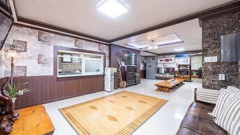 Samcheok Garden Pension