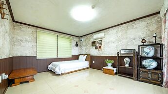 Samcheok Garden Pension