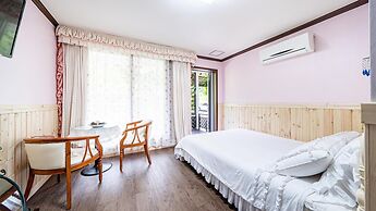 Samcheok Garden Pension