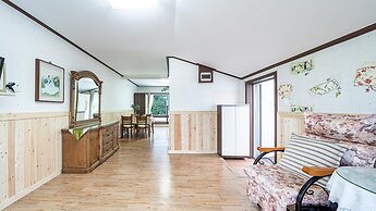 Samcheok Garden Pension