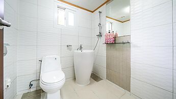 Samcheok Garden Pension