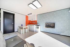 Gyeongju Hyu Plus Pension