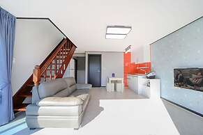 Gyeongju Hyu Plus Pension