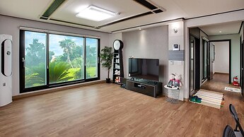 Seogwipo Sungsan Golden Village Pension