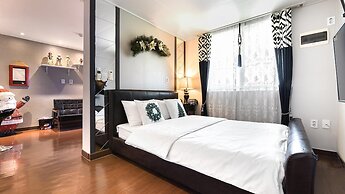 Gosung Christmas Pension