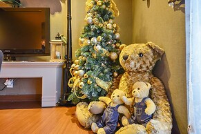 Gosung Christmas Pension