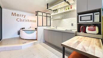 Gosung Christmas Pension