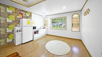 Tongyoung Macaio Pension