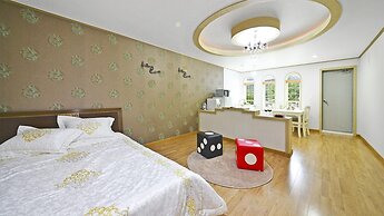 Tongyoung Macaio Pension