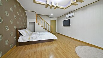 Tongyoung Macaio Pension