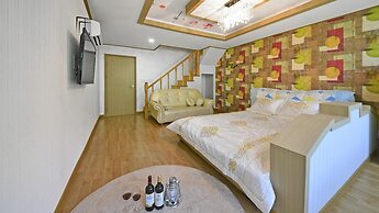 Tongyoung Macaio Pension