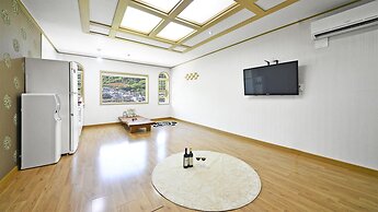 Tongyoung Macaio Pension