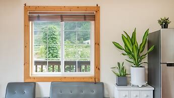 Hongcheon Lime Orange Pension