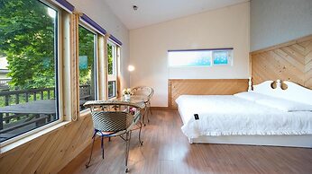 Hongcheon Lime Orange Pension