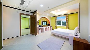 Yeosu The King Pension