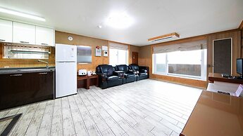 Yeosu The King Pension