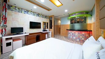 Yeosu The King Pension