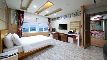 Yeosu The King Pension