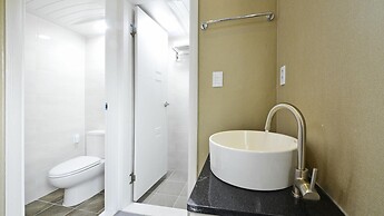 Janghohang J Story Spa Pension