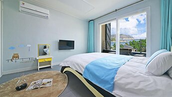 Janghohang J Story Spa Pension