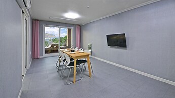 Janghohang J Story Spa Pension