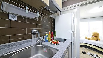 Janghohang J Story Spa Pension