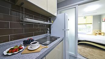 Janghohang J Story Spa Pension