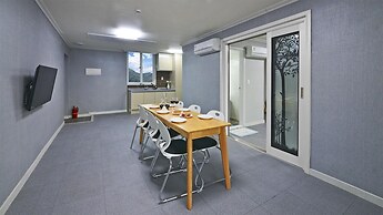 Janghohang J Story Spa Pension