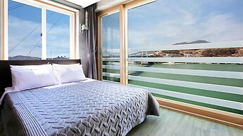 Yeosu Janggun Island Pension