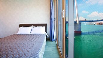 Yeosu Janggun Island Pension