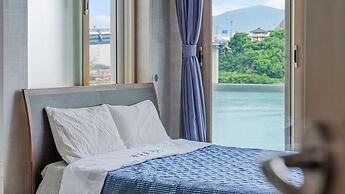 Yeosu Janggun Island Pension