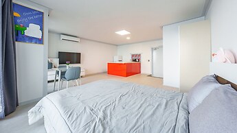 Youngduk Cube Pension