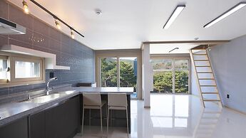 Donghae Haru Pension