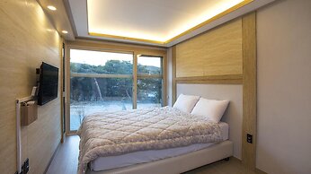 Donghae Haru Pension