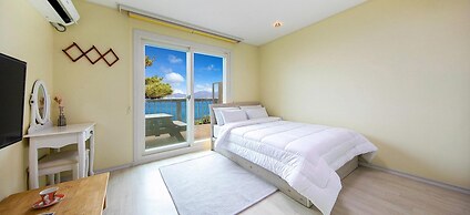 Yeosu Badawadeungdae Pension