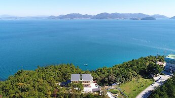 Yeosu Badawadeungdae Pension