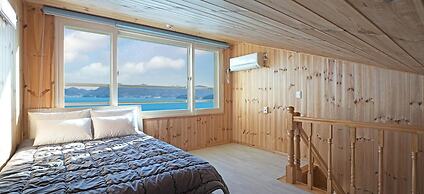 Yeosu Badawadeungdae Pension