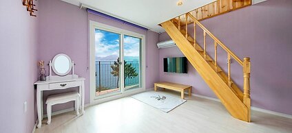 Yeosu Badawadeungdae Pension